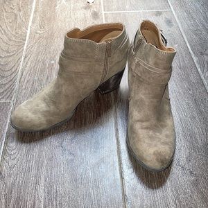 Indigo rd. ankle boots 8.5